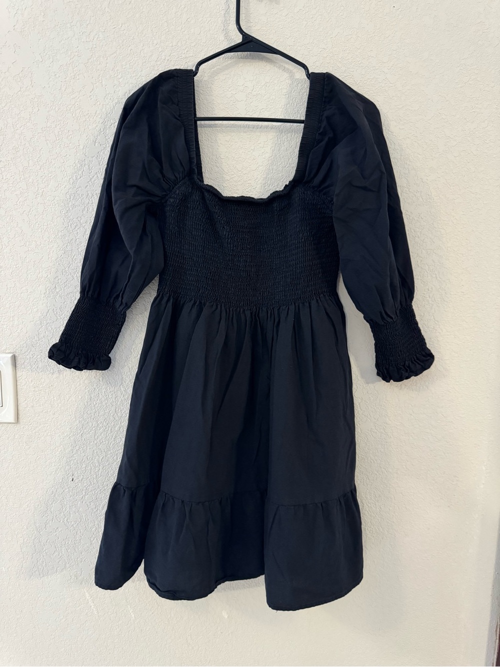 Girls Black Smocked Puff-Sleeve Casual Dress